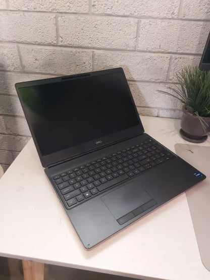 Laptop Workstation DELL Precision 7550